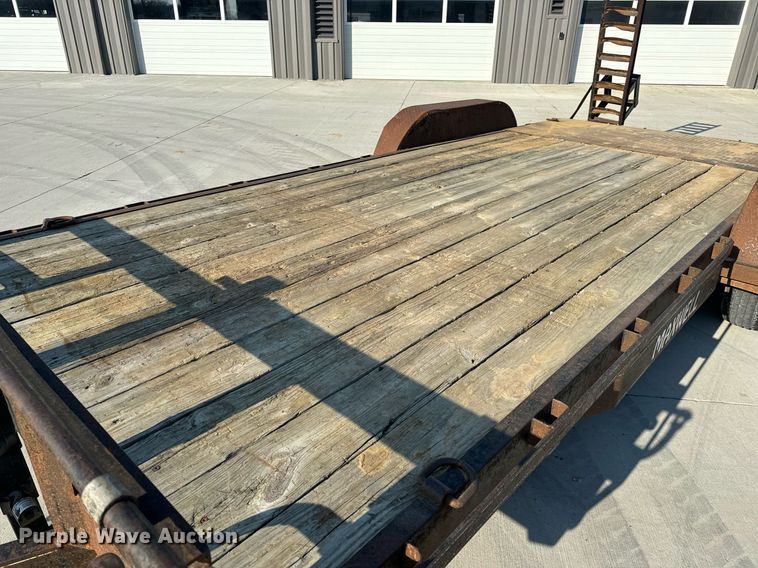 image for item EH6521 2003 Maxwell utility trailer