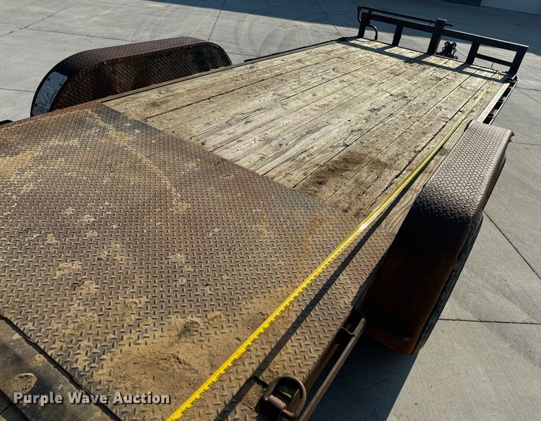 image for item EH6521 2003 Maxwell utility trailer