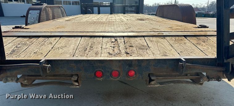 image for item EH6521 2003 Maxwell utility trailer