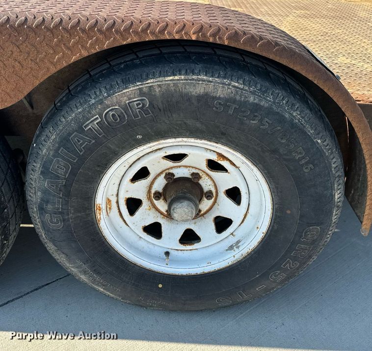 image for item EH6521 2003 Maxwell utility trailer