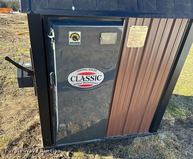 image for item EH6543 2007 Central Boiler Inc. CL5036 wood furnace