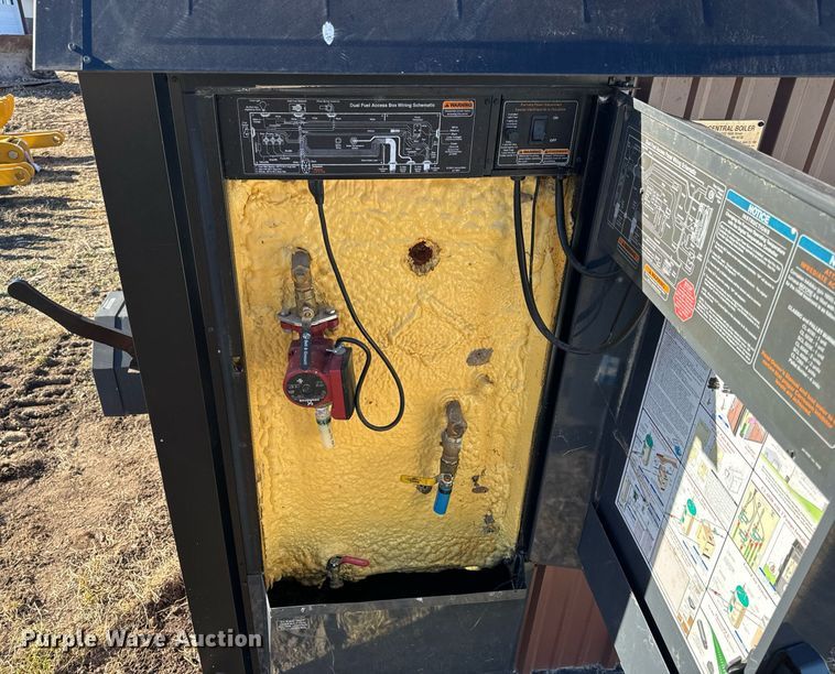 image for item EH6543 2007 Central Boiler Inc. CL5036 wood furnace