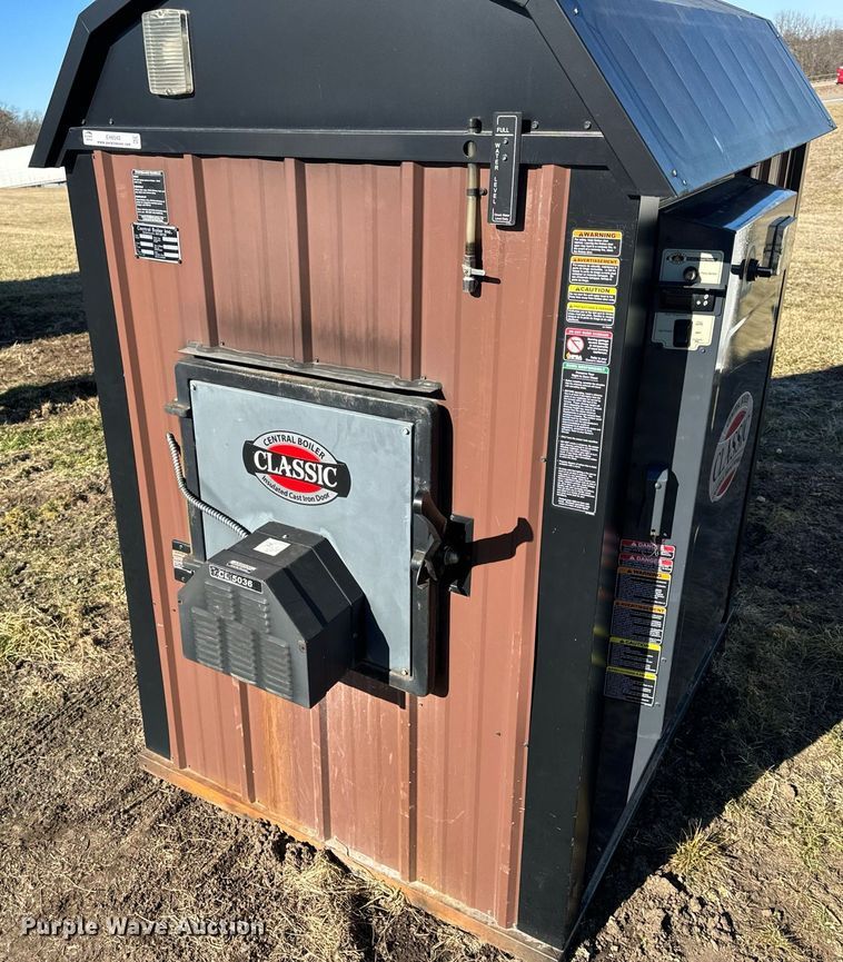 image for item EH6543 2007 Central Boiler Inc. CL5036 wood furnace