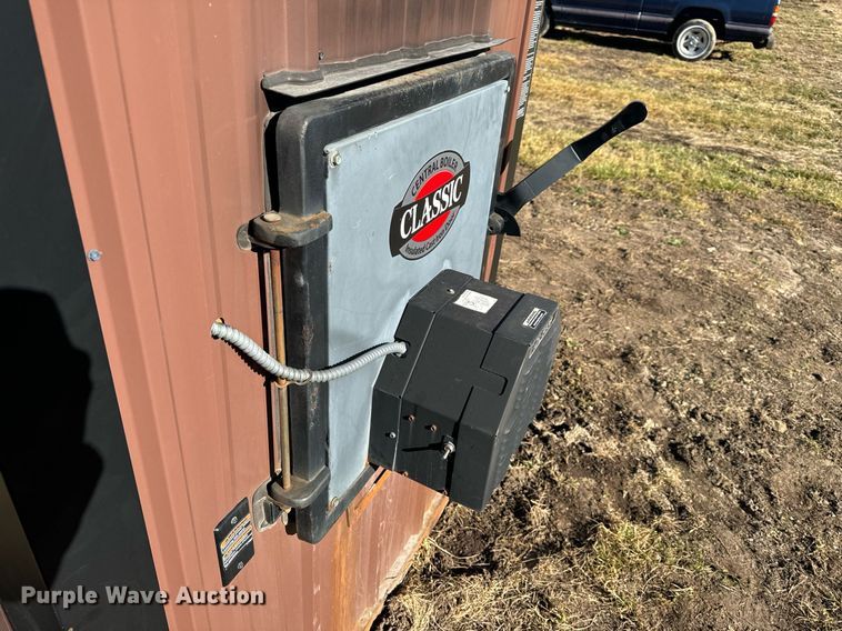 image for item EH6543 2007 Central Boiler Inc. CL5036 wood furnace