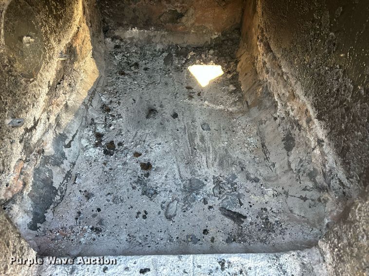 image for item EH6543 2007 Central Boiler Inc. CL5036 wood furnace