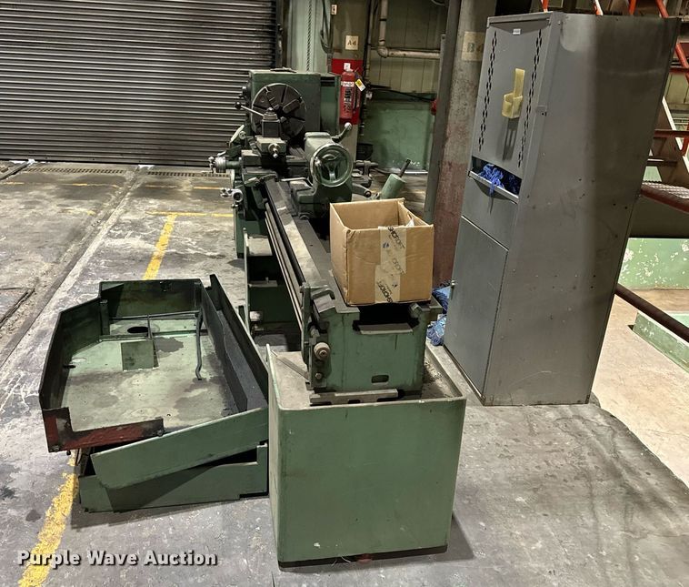 image for item EH6565 LeBlond metal lathe