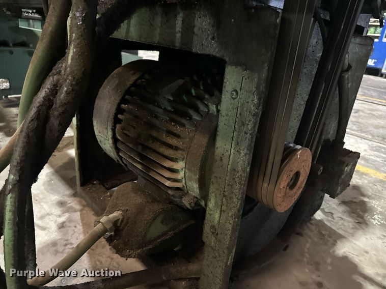 image for item EH6565 LeBlond metal lathe