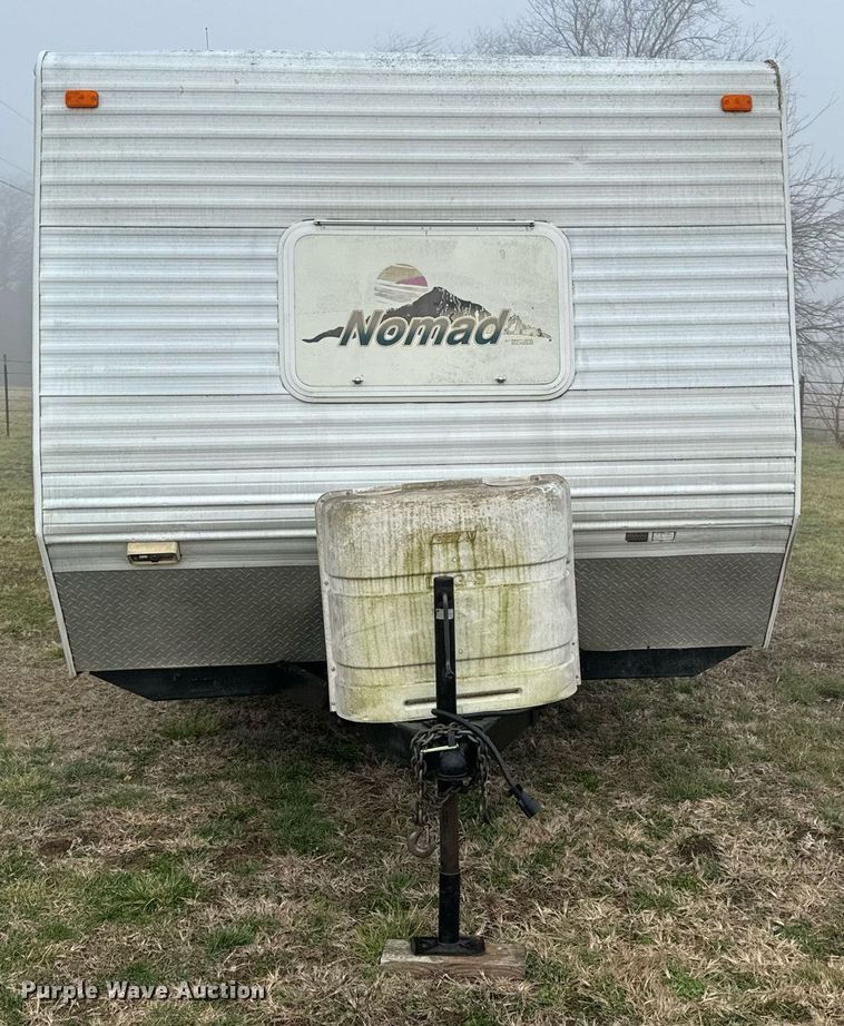 image for item EH6571 2001 Nomad camper