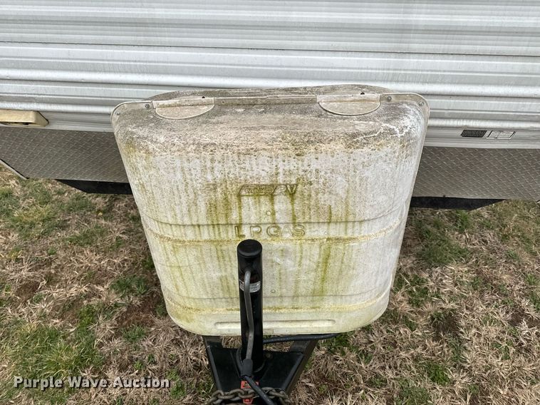 image for item EH6571 2001 Nomad camper