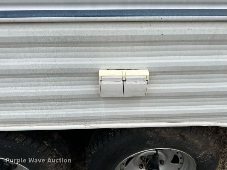 image for item EH6571 2001 Nomad camper