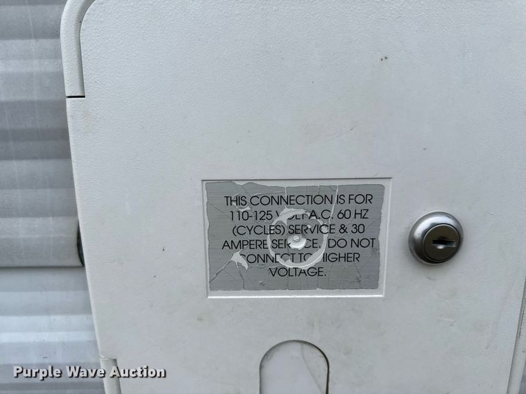 image for item EH6571 2001 Nomad camper