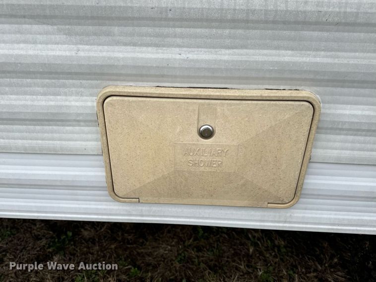 image for item EH6571 2001 Nomad camper