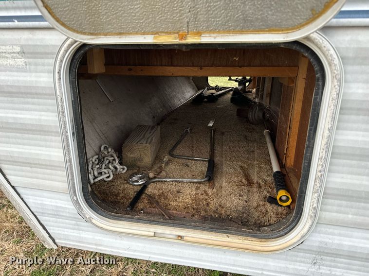 image for item EH6571 2001 Nomad camper