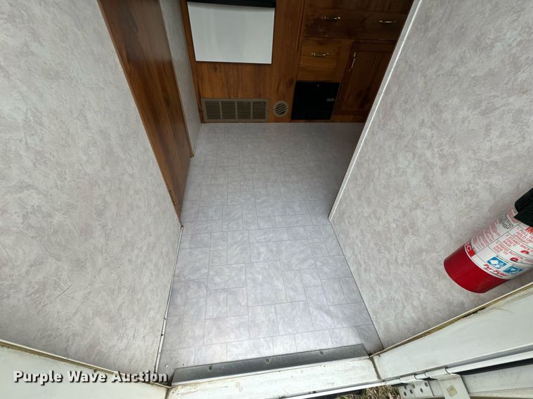 image for item EH6571 2001 Nomad camper