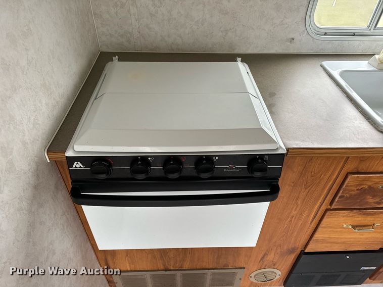 image for item EH6571 2001 Nomad camper