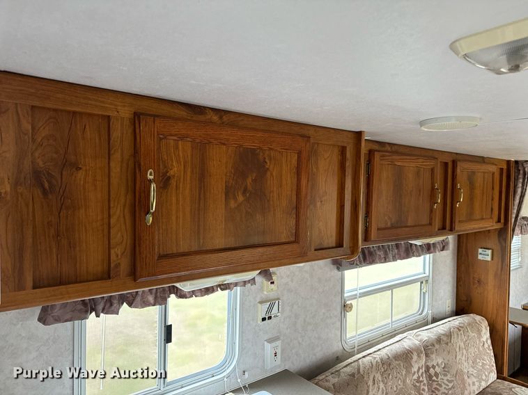 image for item EH6571 2001 Nomad camper