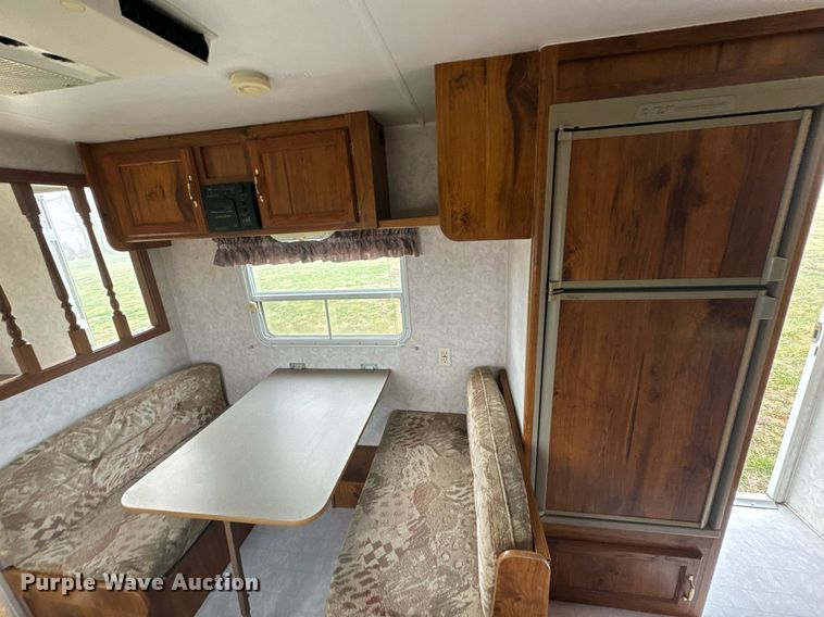 image for item EH6571 2001 Nomad camper