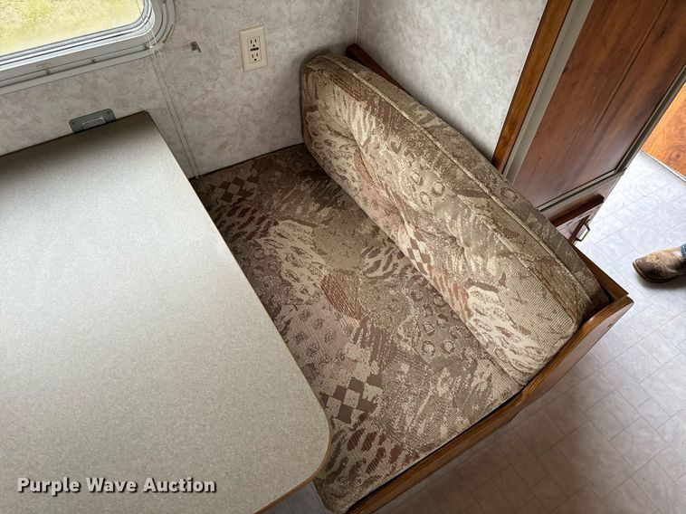 image for item EH6571 2001 Nomad camper