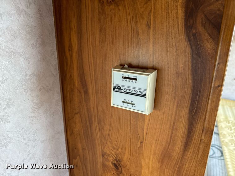 image for item EH6571 2001 Nomad camper