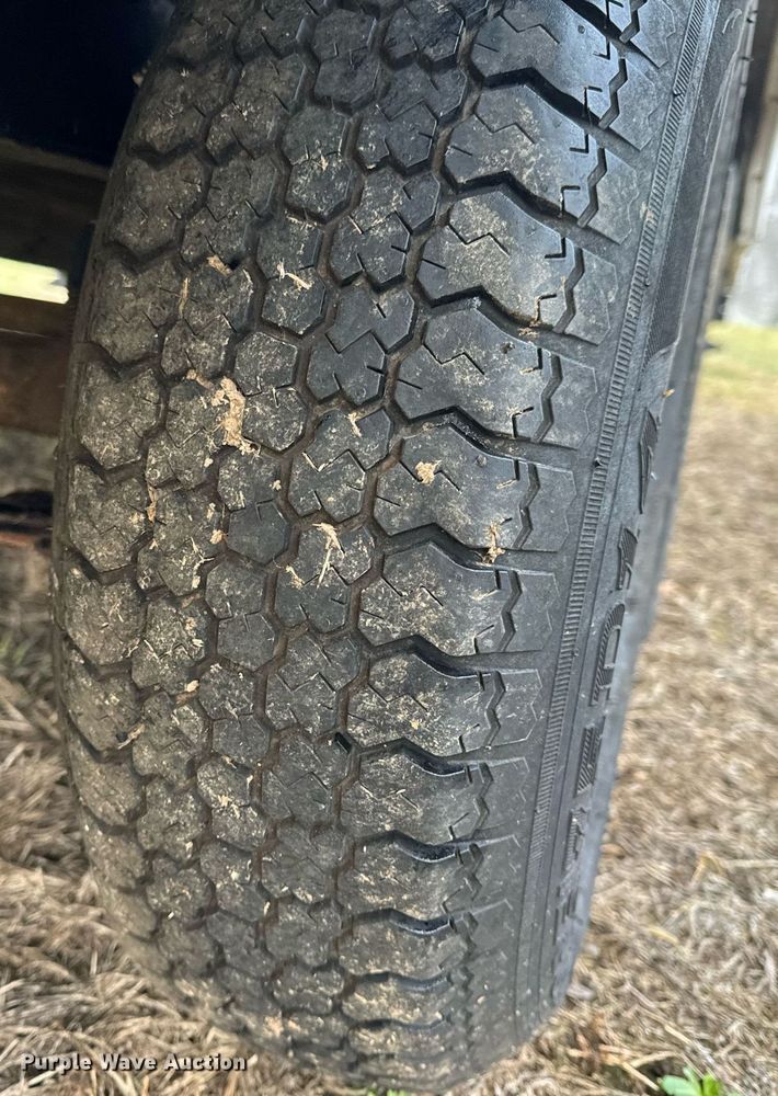 image for item EH6571 2001 Nomad camper