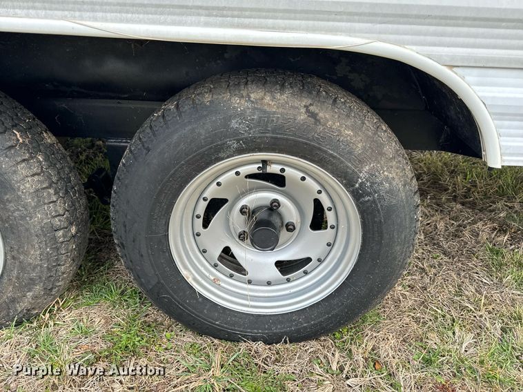 image for item EH6571 2001 Nomad camper