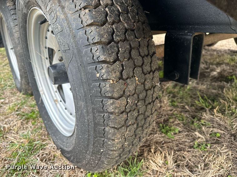 image for item EH6571 2001 Nomad camper