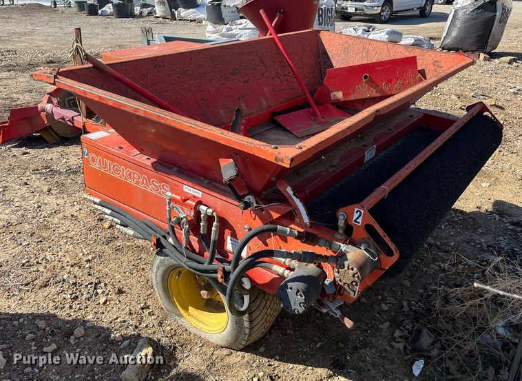 image for item EI0677 Ty-crop Quickpass  top dresser spreader