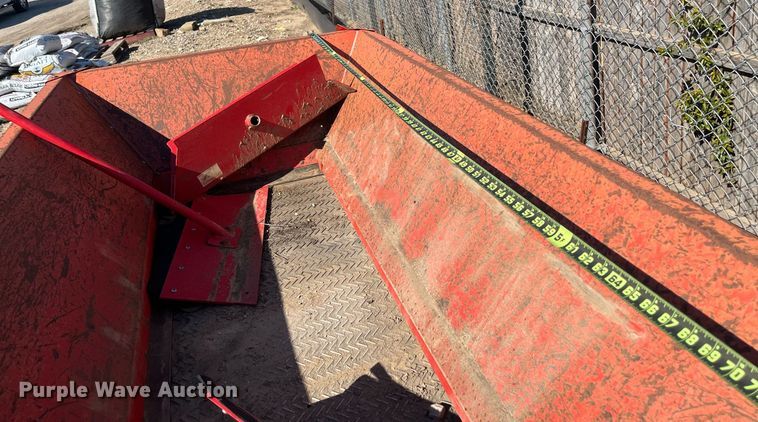 image for item EI0677 Ty-crop Quickpass  top dresser spreader