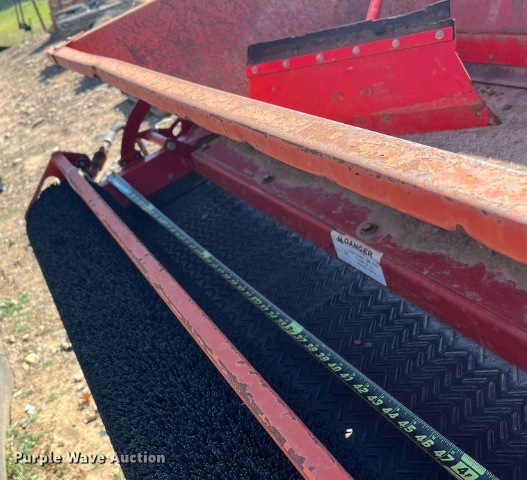 image for item EI0677 Ty-crop Quickpass  top dresser spreader