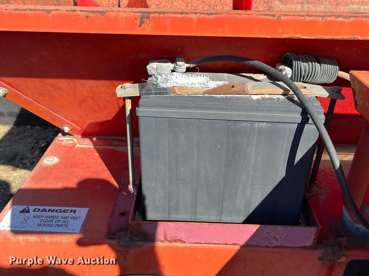 image for item EI0677 Ty-crop Quickpass  top dresser spreader