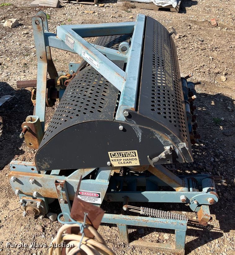 image for item EI0678 Southern Green  48 aerator