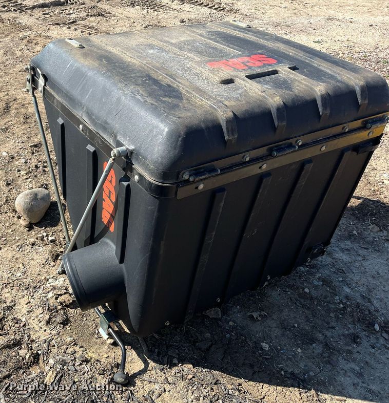 image for item EI0680 Scag GC-STC-CSV grass bagger