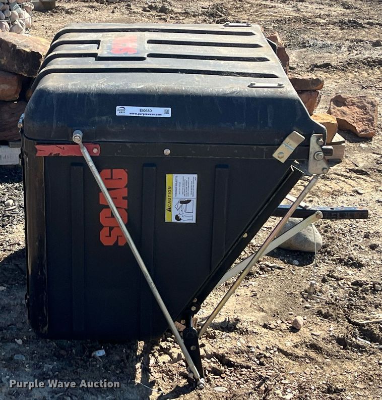 image for item EI0680 Scag GC-STC-CSV grass bagger