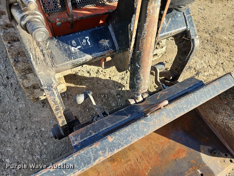 image for item EI3517 2018 Ditch Witch SK600 compact utility loader