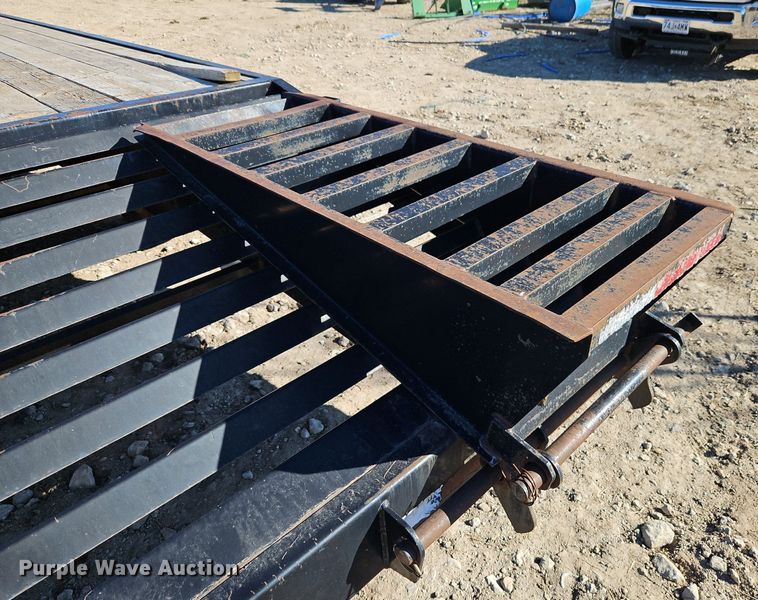 image for item EI3558 2015 Rice Trailers   equipment trailer