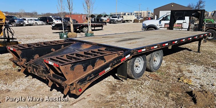 image for item EI3559 2015 Rice Trailers  equipment trailer