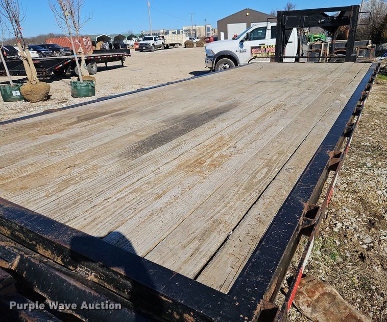 image for item EI3559 2015 Rice Trailers  equipment trailer