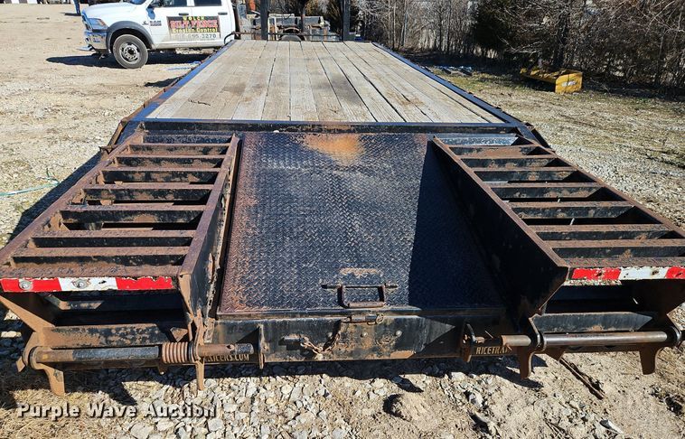 image for item EI3559 2015 Rice Trailers  equipment trailer