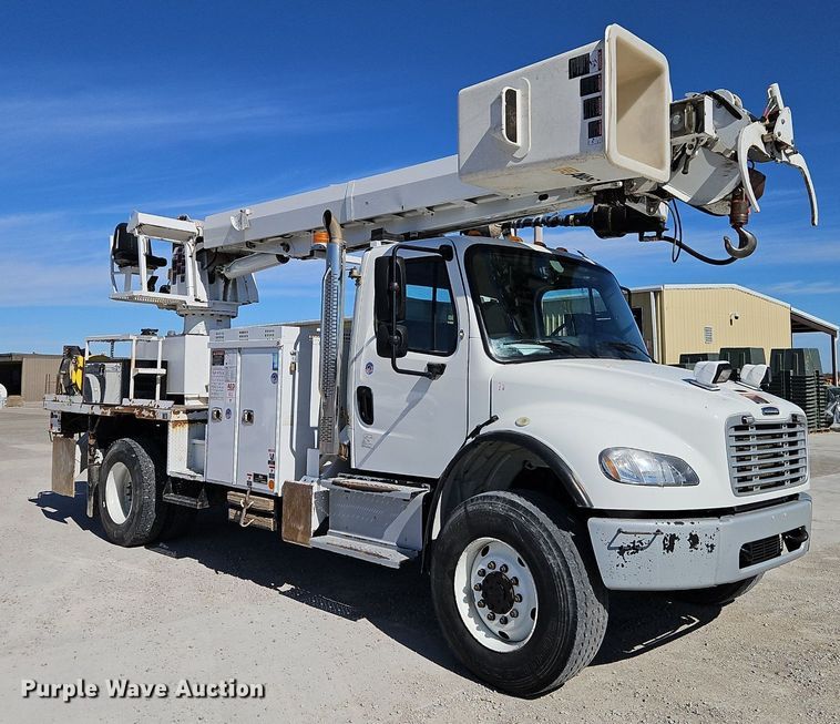 image for item EI3562 2015 Freightliner  M2 digger derrick truck