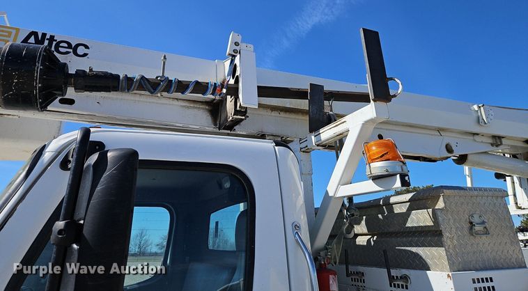 image for item EI3562 2015 Freightliner  M2 digger derrick truck