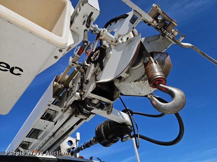 image for item EI3562 2015 Freightliner  M2 digger derrick truck