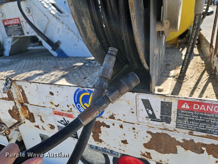 image for item EI3562 2015 Freightliner  M2 digger derrick truck