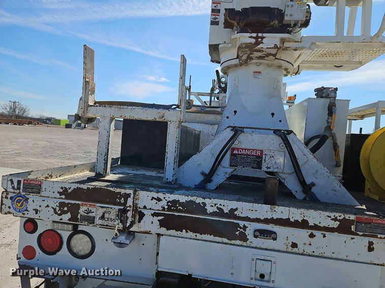 image for item EI3562 2015 Freightliner  M2 digger derrick truck