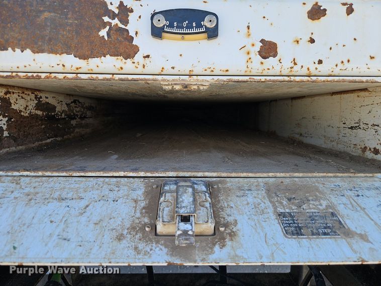 image for item EI3562 2015 Freightliner  M2 digger derrick truck