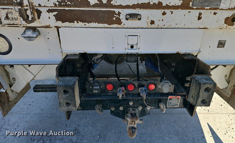 image for item EI3562 2015 Freightliner  M2 digger derrick truck