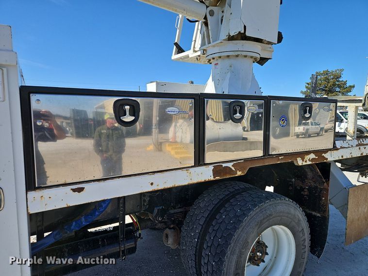 image for item EI3562 2015 Freightliner  M2 digger derrick truck