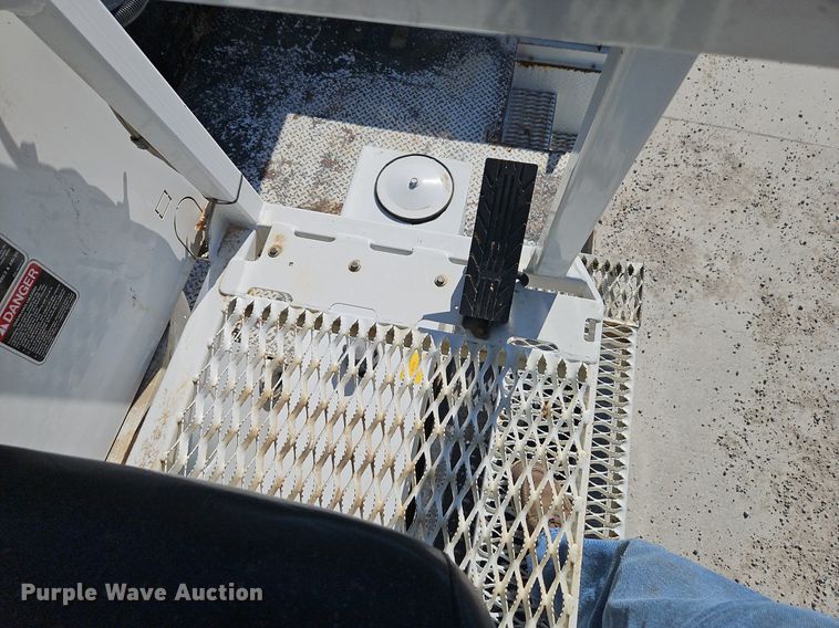 image for item EI3562 2015 Freightliner  M2 digger derrick truck