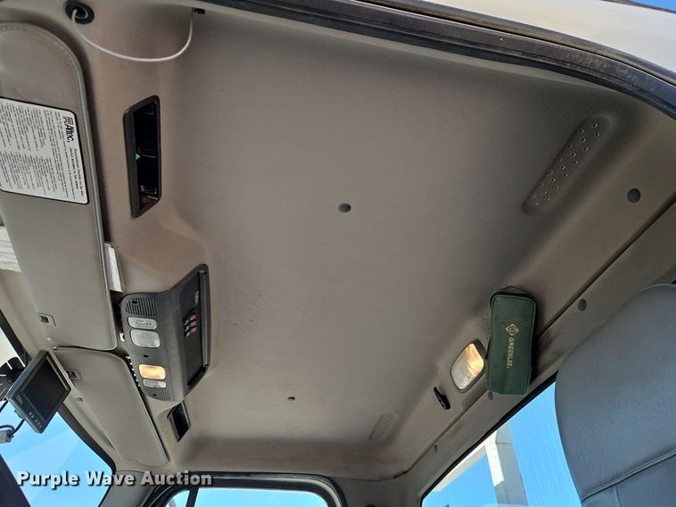 image for item EI3562 2015 Freightliner  M2 digger derrick truck