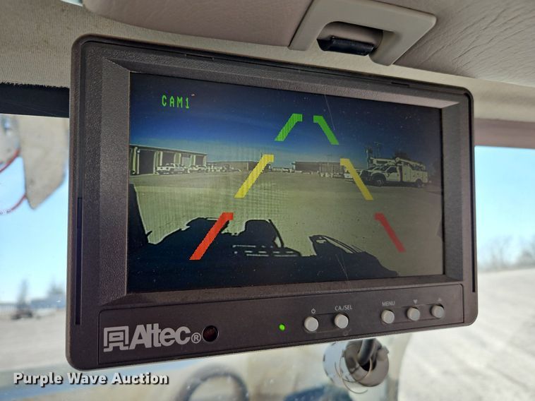 image for item EI3562 2015 Freightliner  M2 digger derrick truck