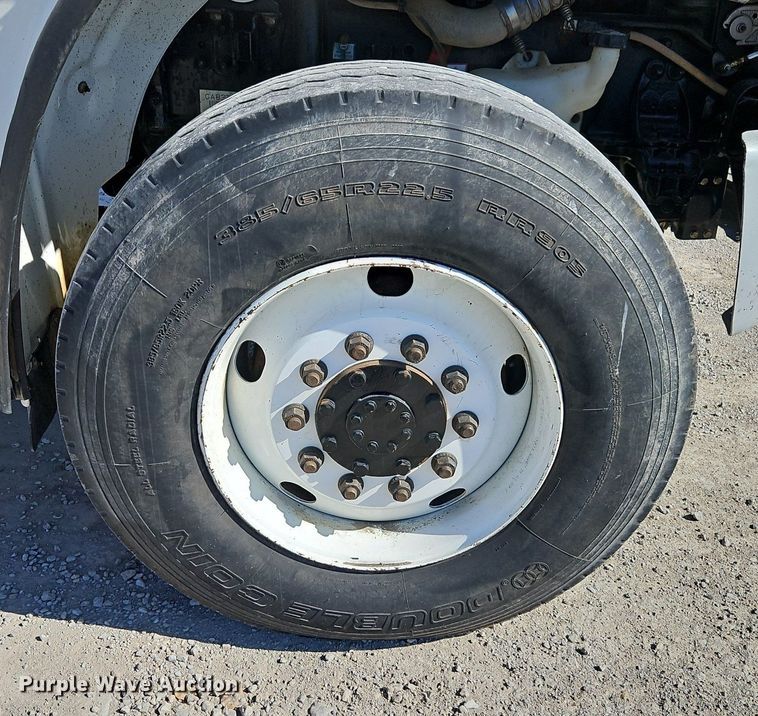 image for item EI3562 2015 Freightliner  M2 digger derrick truck